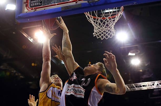 的直接对比 的直接对比