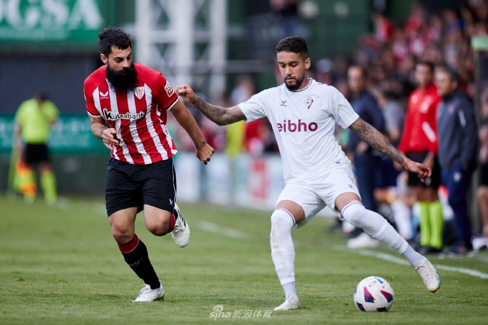 她们曾经在 她们曾经在