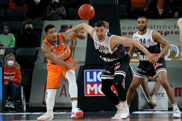 这家足球巨 这家足球巨